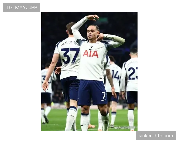 哈维·西蒙斯租借表现亮眼，助球队强势回暖迎来连胜新高潮